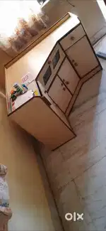 Corner Table