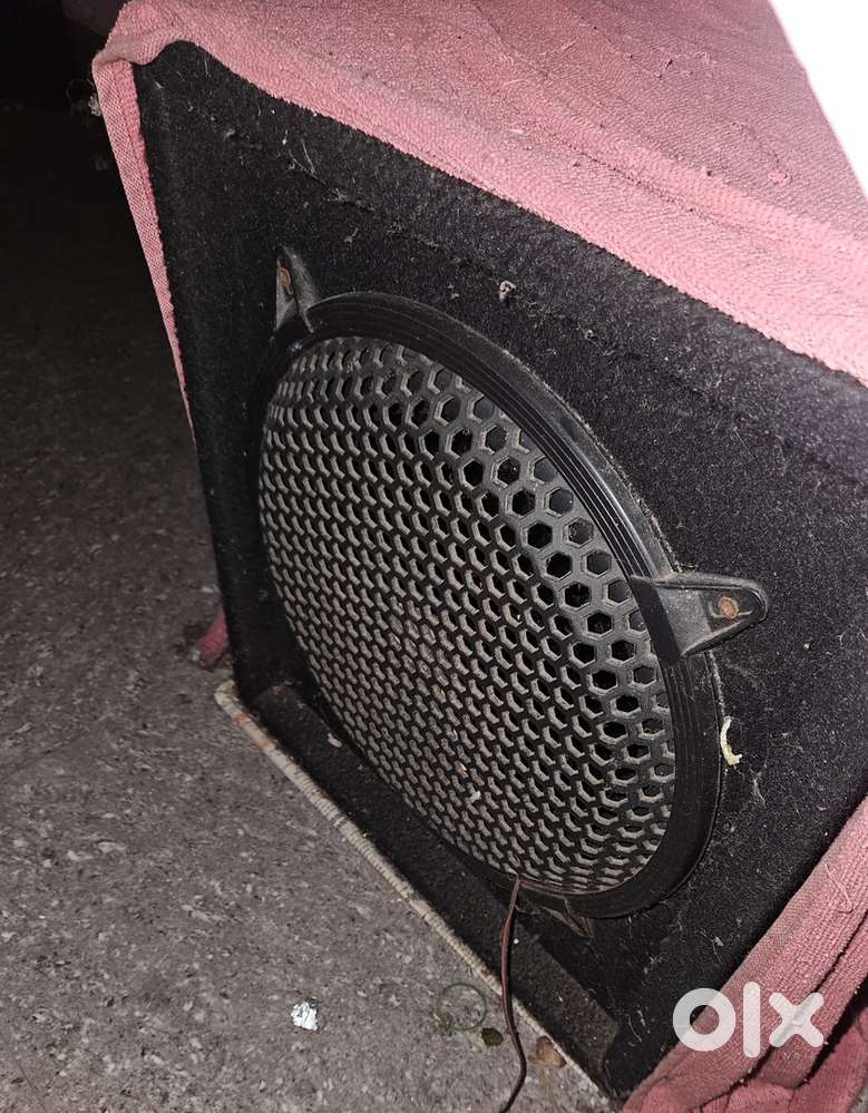 12  Jbl1350 watts with amplifier