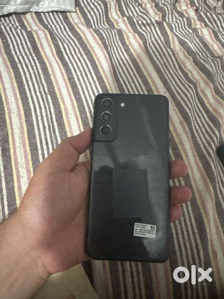 LESS USED 256 gb storage camera quality awesome