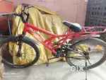 Ek cycle bech rahe hain