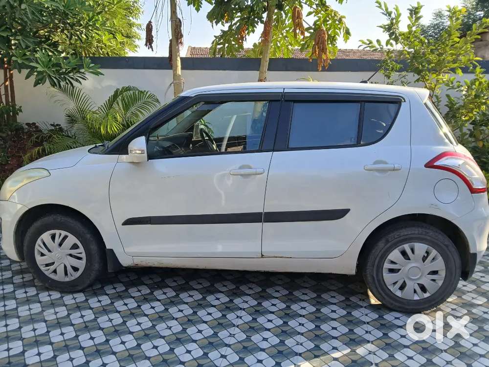 Maruti Suzuki Swift 2015