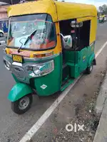 Bajaj CNG Autoricksaw