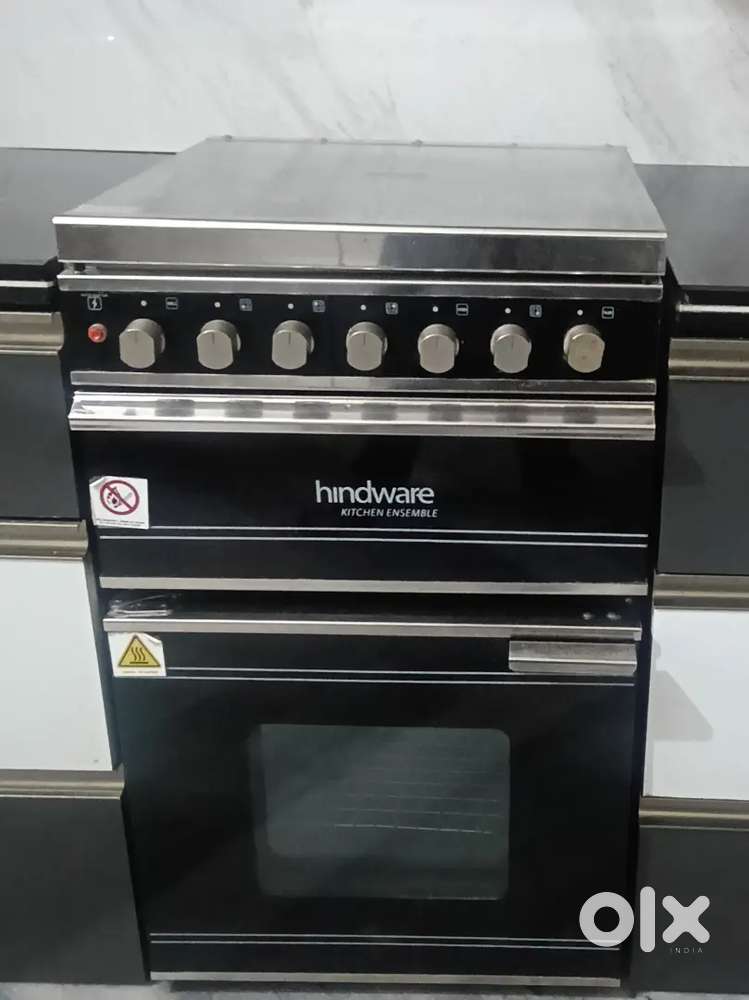 Hindware Elda chulah with attached oven and griller