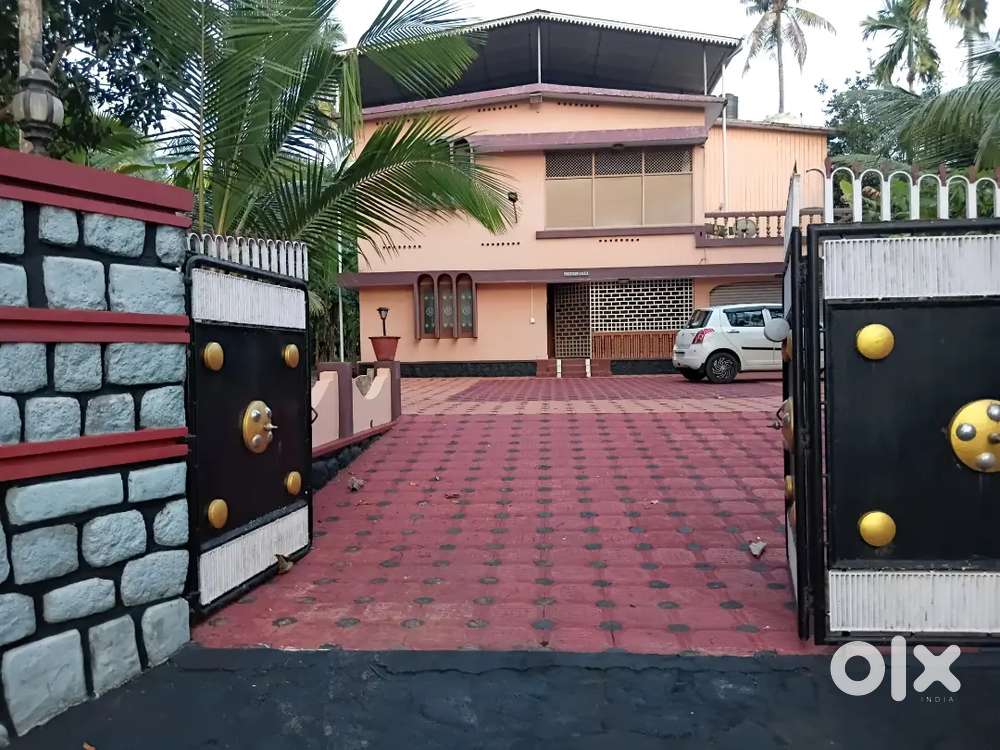 Thevalakkara For Urgent Sale 58 Cent plot with Home