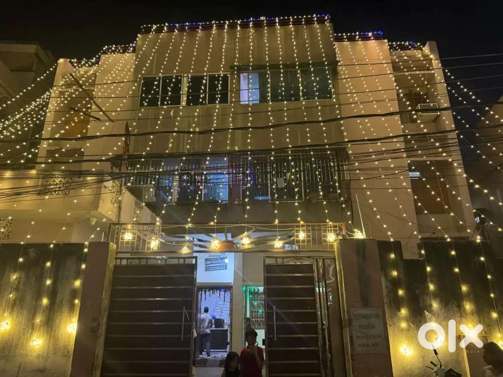 6 katha plot with g+2 floor constructed for sale.