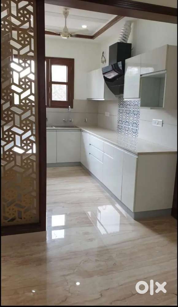 1 kanal independent house for sale in sector 33 b