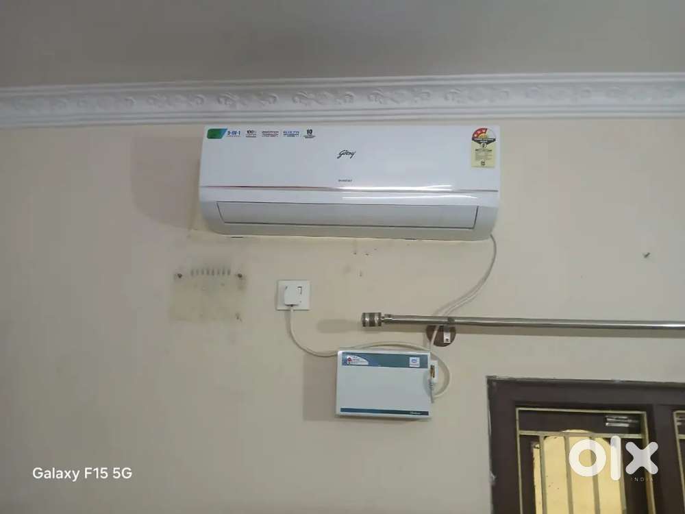 3 months old new AC. Not used at all