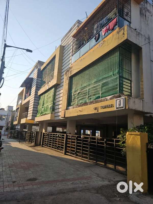 2bhk Residential flat for sale @ Ambattur Bank property