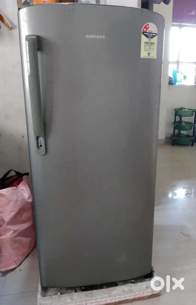 Samsung refrigerator 183 litre