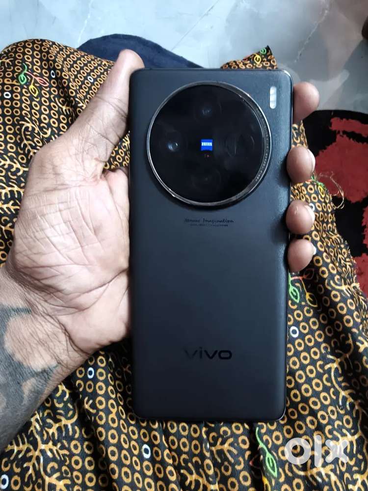 X100..12/256GB Variant.. Not a single scratch..