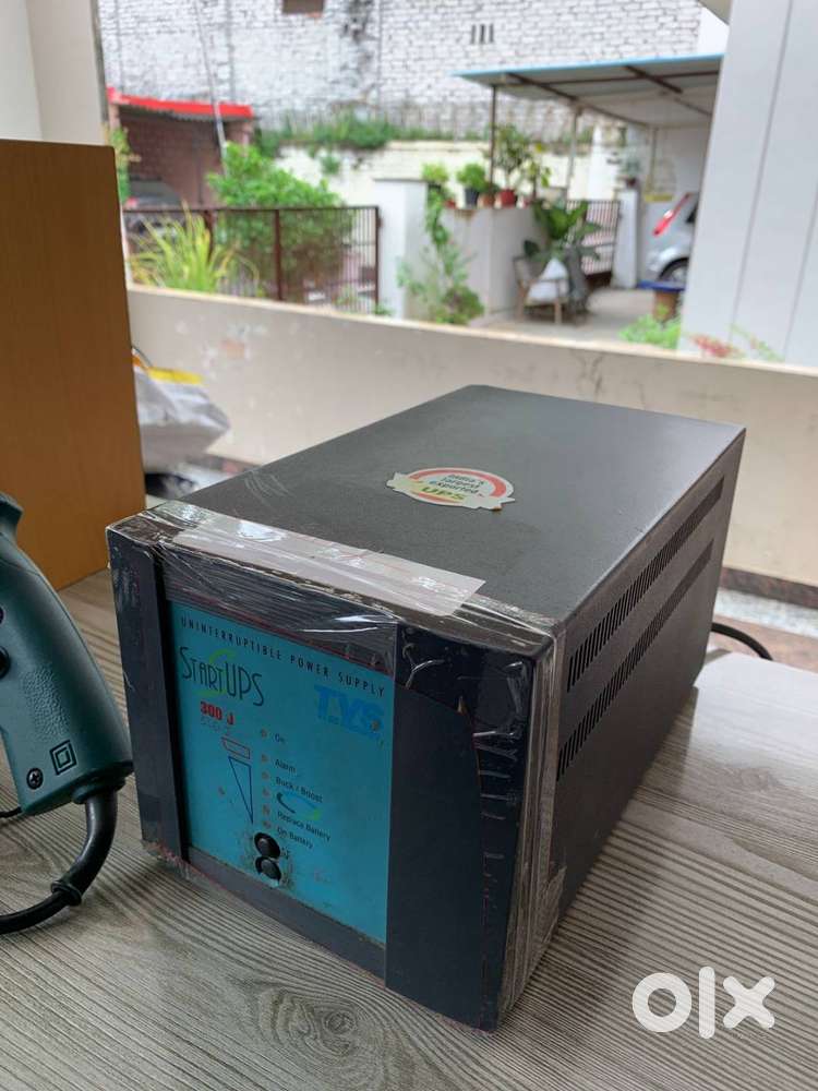 Commputer UPS in excellent condition FOR SALE