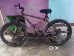 CAYA cheetah wheel aluminium ke hai dono Tyre me disbreak hai