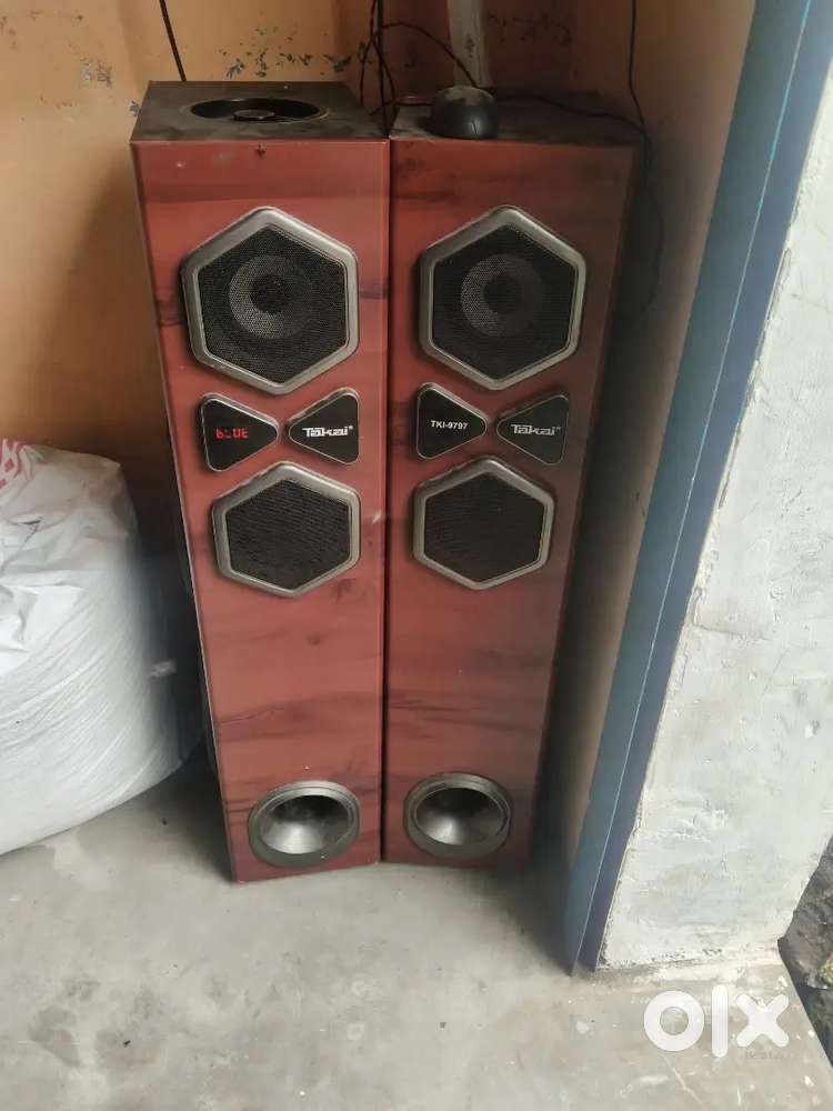 Tecno company ke tabar 4bass speakar