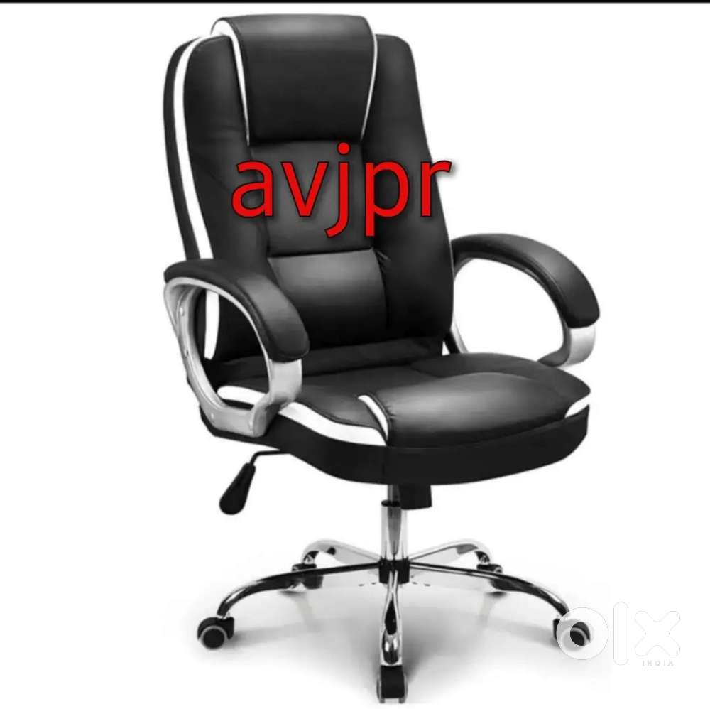 New Premium Boss Office Chair for Sale – Just ₹3199