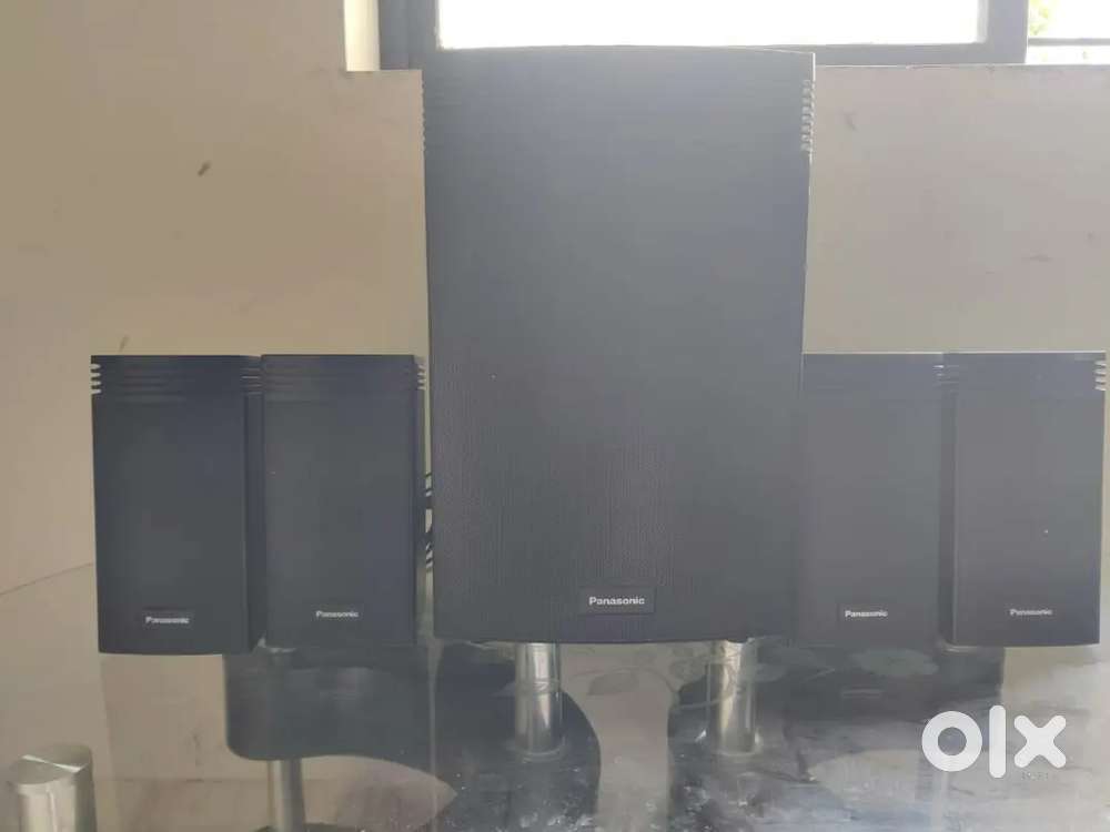 Panasonic home theater 1bass 4 speaker