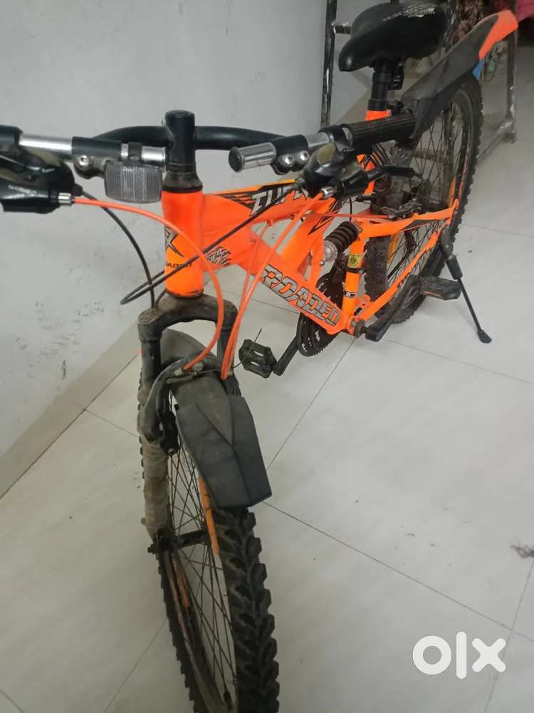 Hero Panther Neon Orange Gear Cycle – Good Condition