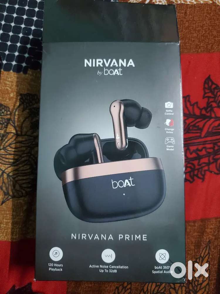 Nirvana by boat airpods new or iske sath ek multifunctional cleaning