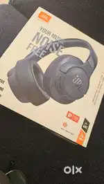 BRAND NEW JBL TUNE 770 HEADPHONES