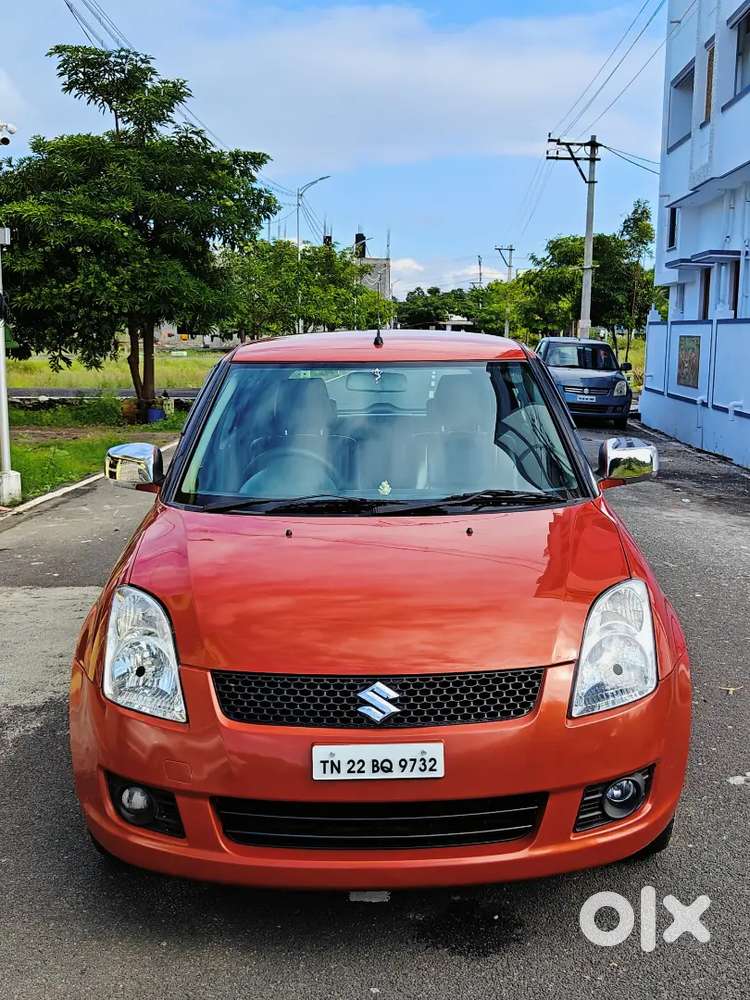 Maruti Suzuki Swift Dzire 2011
