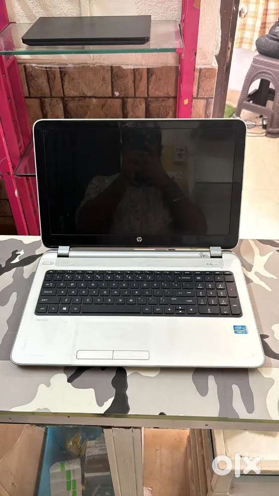 Hp i5 laptop for sell in just 9500 with 8gb ram and fully working