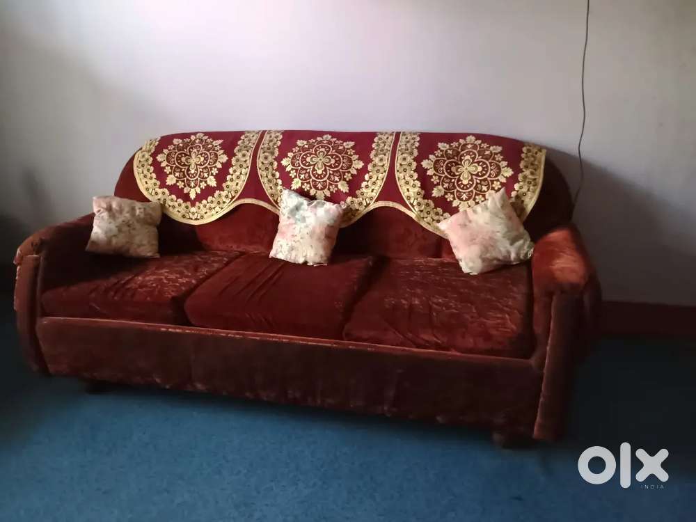 Unique Sofa for sale 3+1+1