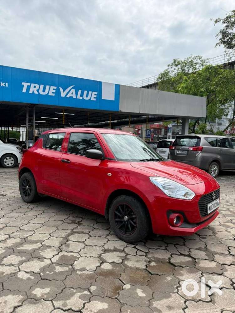 Maruti Suzuki Swift LXI, 2018, Petrol