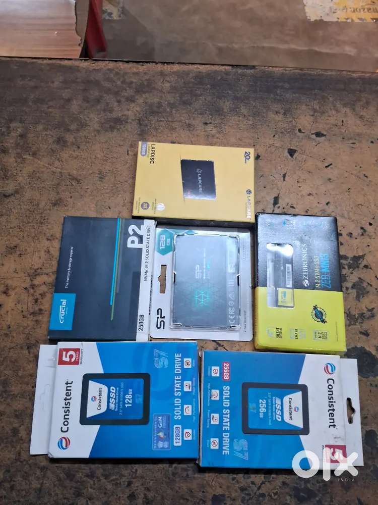SSD(128/256/512)& DDR3(4/8GB)DDR4DSESKTOP AND LAPTOP