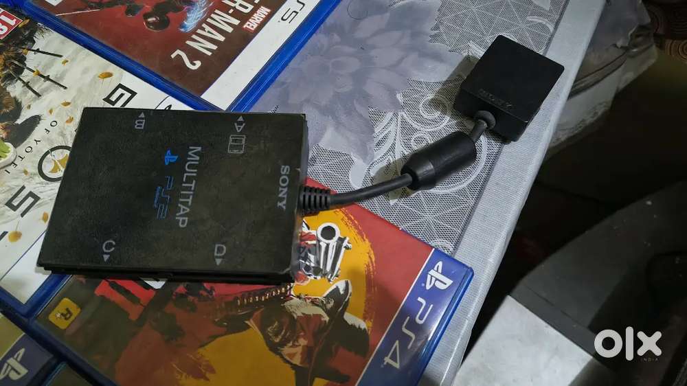 Playstation 2 Multitap To play 4 player games