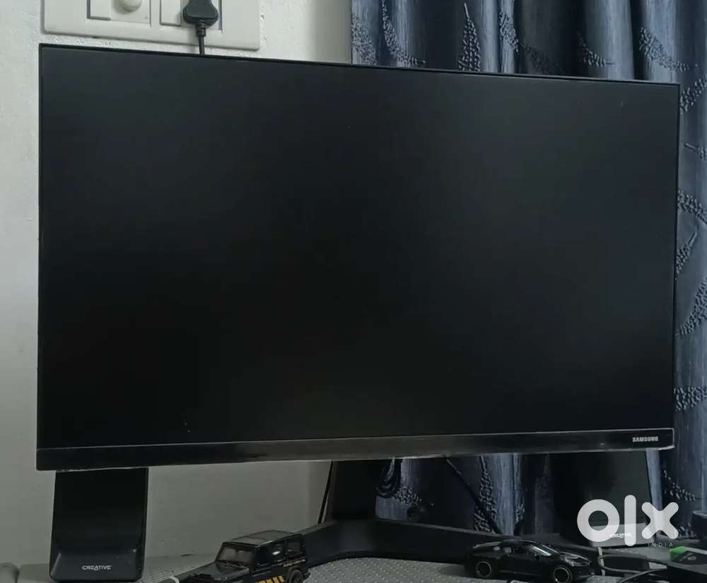 Samsung 24 Full HD Monitor