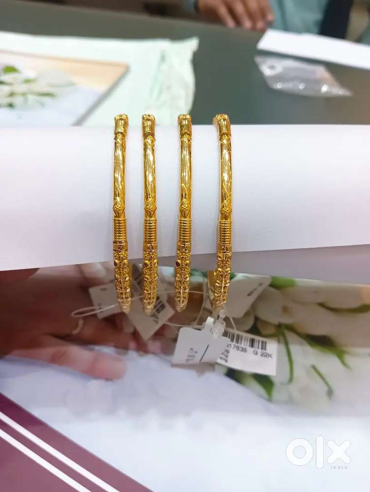 WE AR HIRING THE MOST TRUSTED JEWELLERY COMPANY