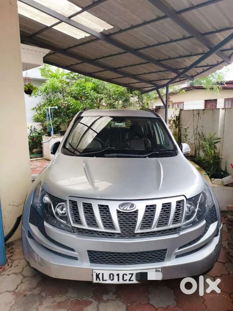 Mahindra XUV500 2013