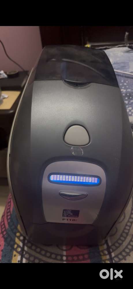 Zebra P110i smart card printer