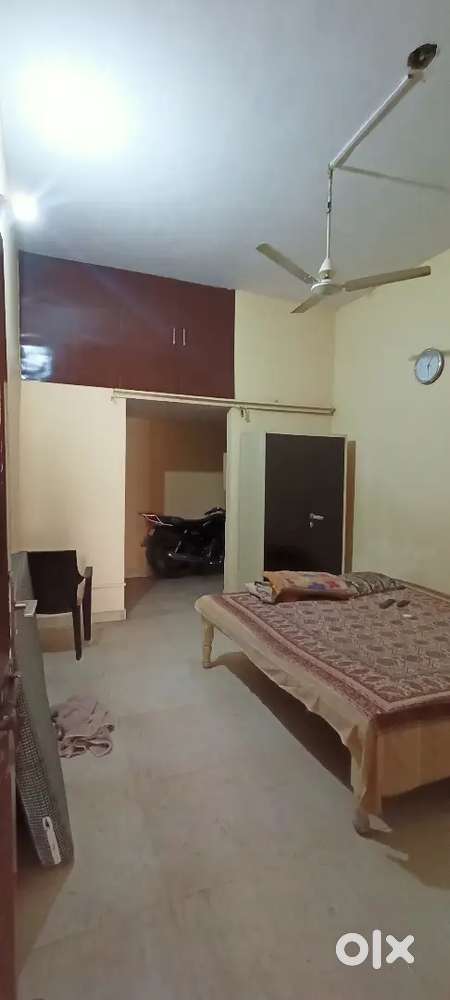 Priya Mall KASHIPUR