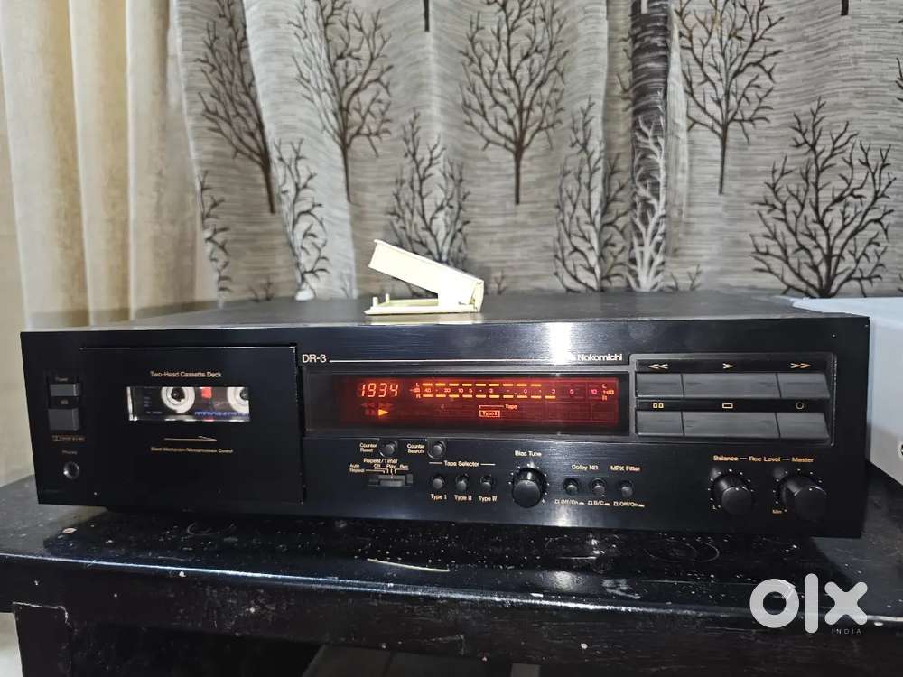 Nakamichi cassette deck