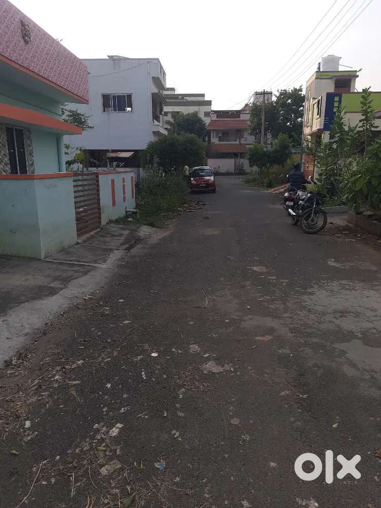 Gorimedu main road to Walking distance