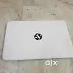 Hp laptop stream 3 (white )