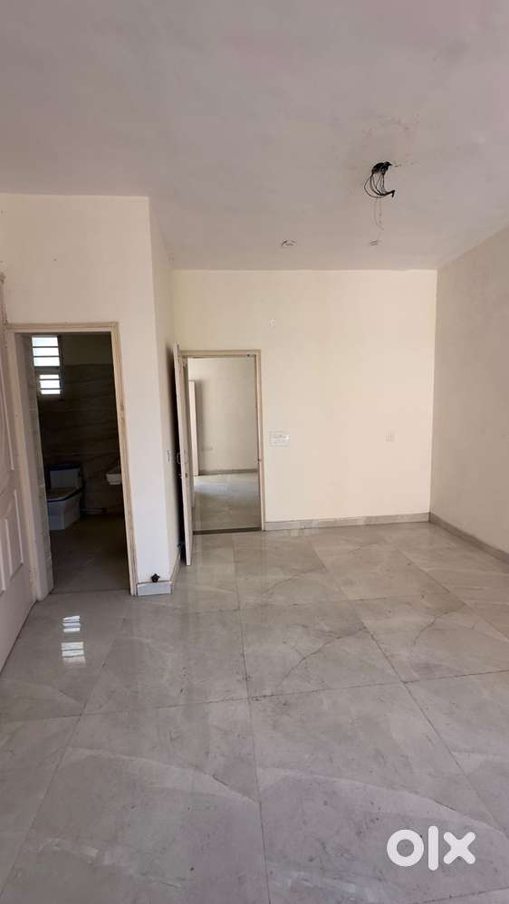 1 BhK flat For Sale 70Gaz Main Highway