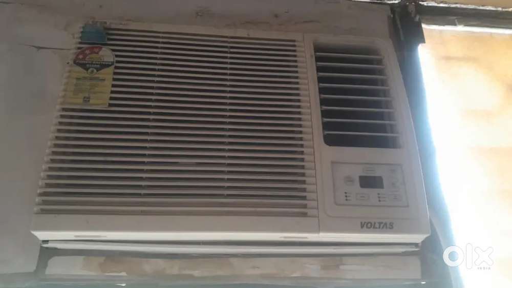 Window AC 0.75 Ton voltas