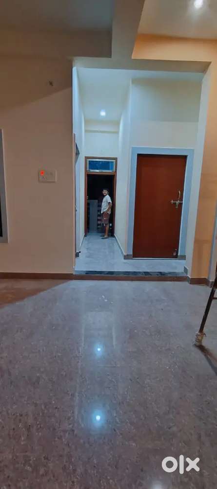 7SINGLE roomSeprate bathroom 2BHK2flat A plot for busineswork