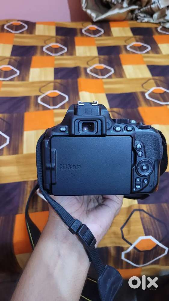 NIKON D5600