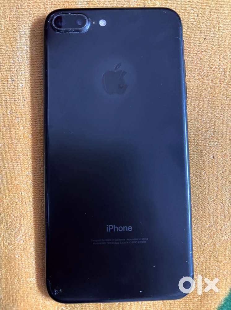 iPhone 7 Plus (black colour with box)