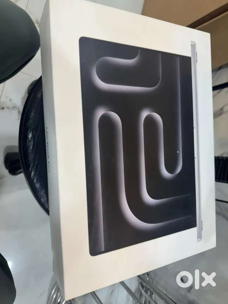 Macbook m4 pro maz 16 inch new open box