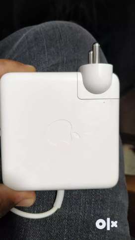Macbook charger original for macbook pro &amp;air