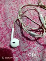 iPhone original earphone