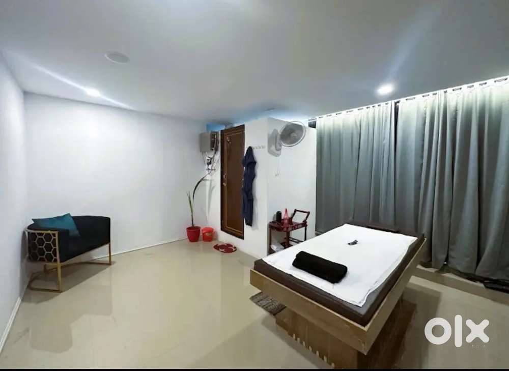 Spa and salon massage work