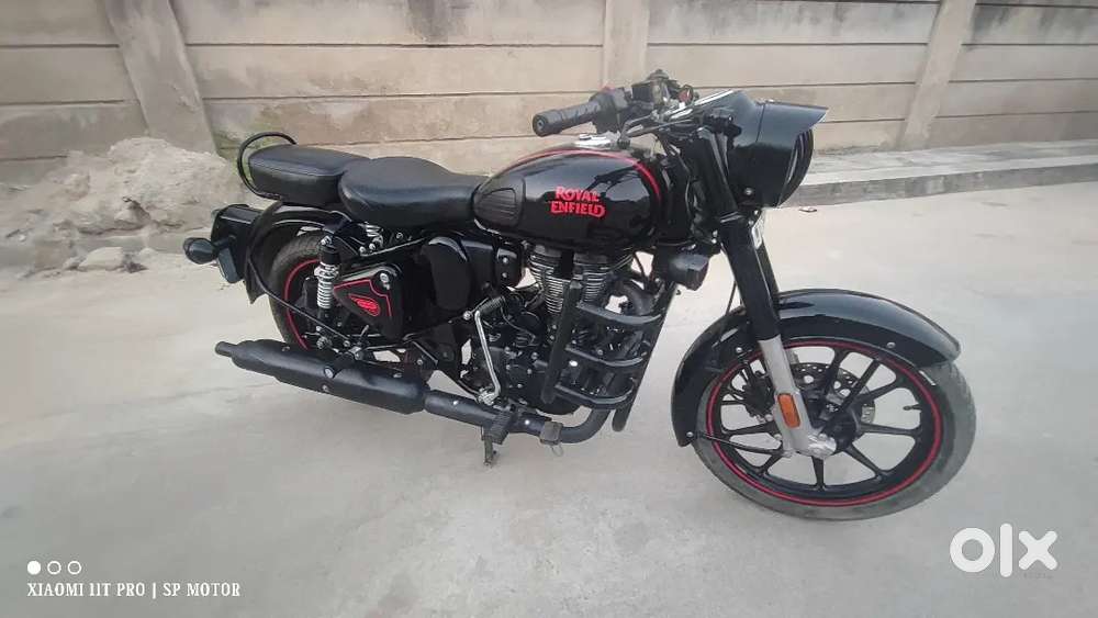 BRAND NEW CLASSIC 350 LESS THAN DRIVE ORIGINAL RUNNING 6000KM