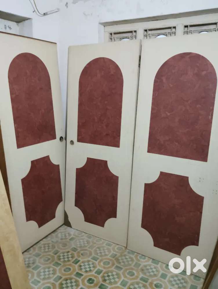 Doors, Windows, seating box and TV corner