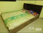 Doible bed queen size