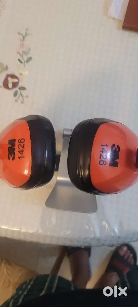 3M Noise Cancellation Earmuff
