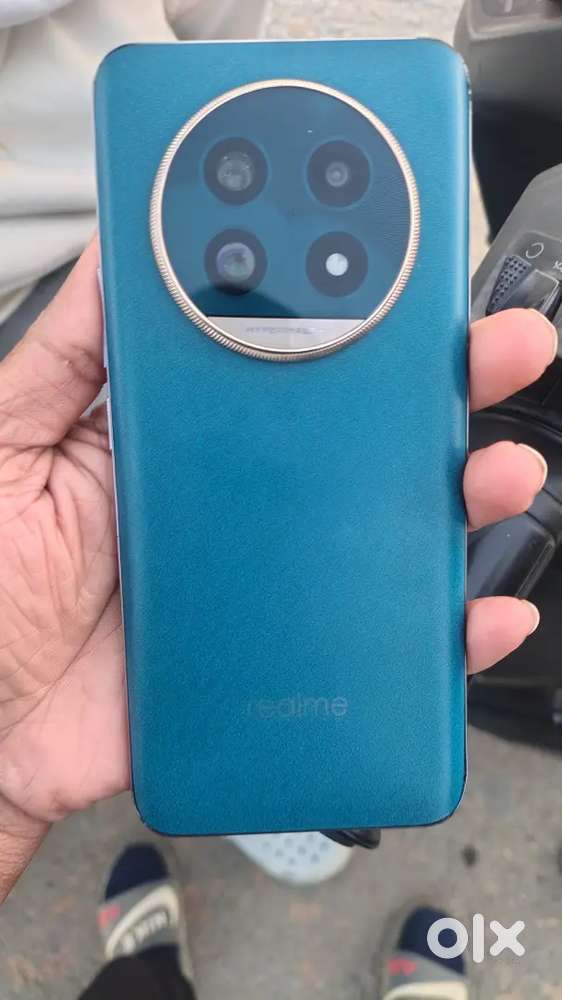 Realme 13 pro plus , 12gb RAM , 128gb ROM , Curved display